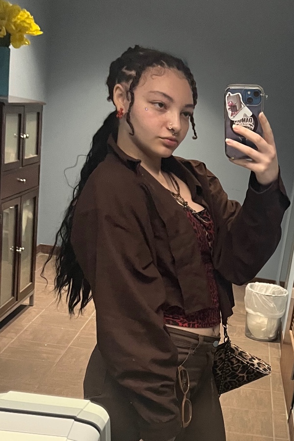 Cruise Brothers Travel Agent Aiyana Cohen